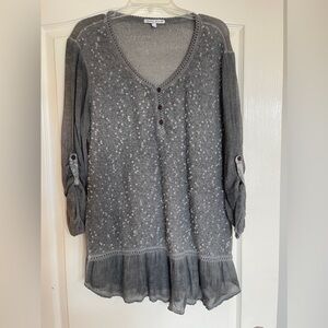 Tempo Paris Gray Top